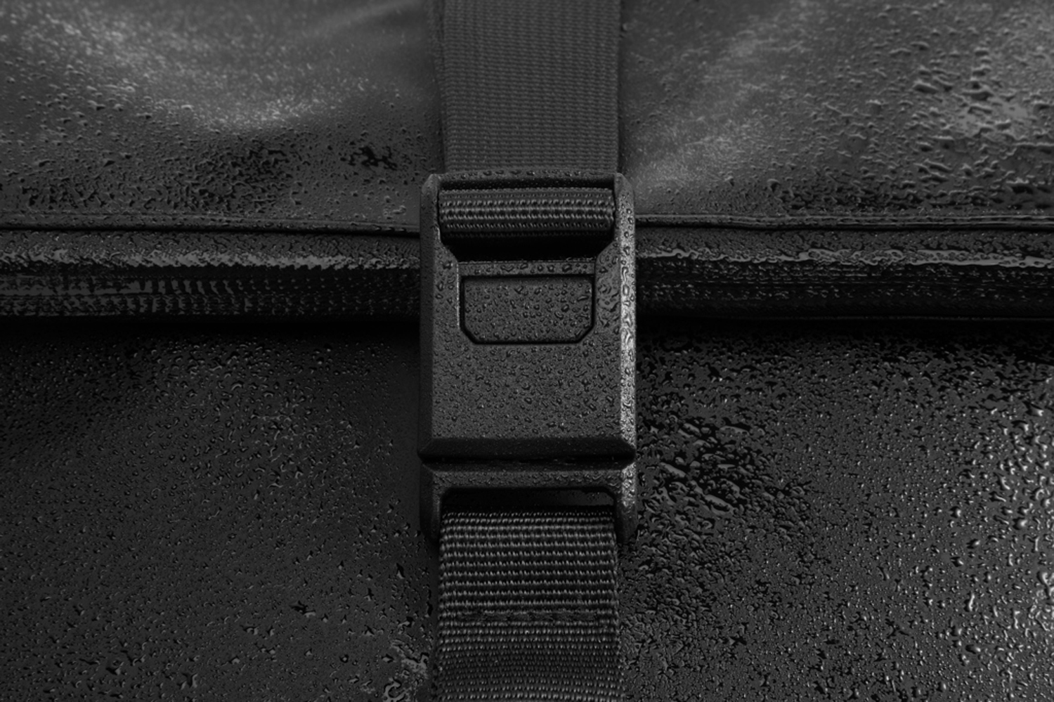 Антикражный водонепроницаемый рюкзак Urban Flap-Top, черный