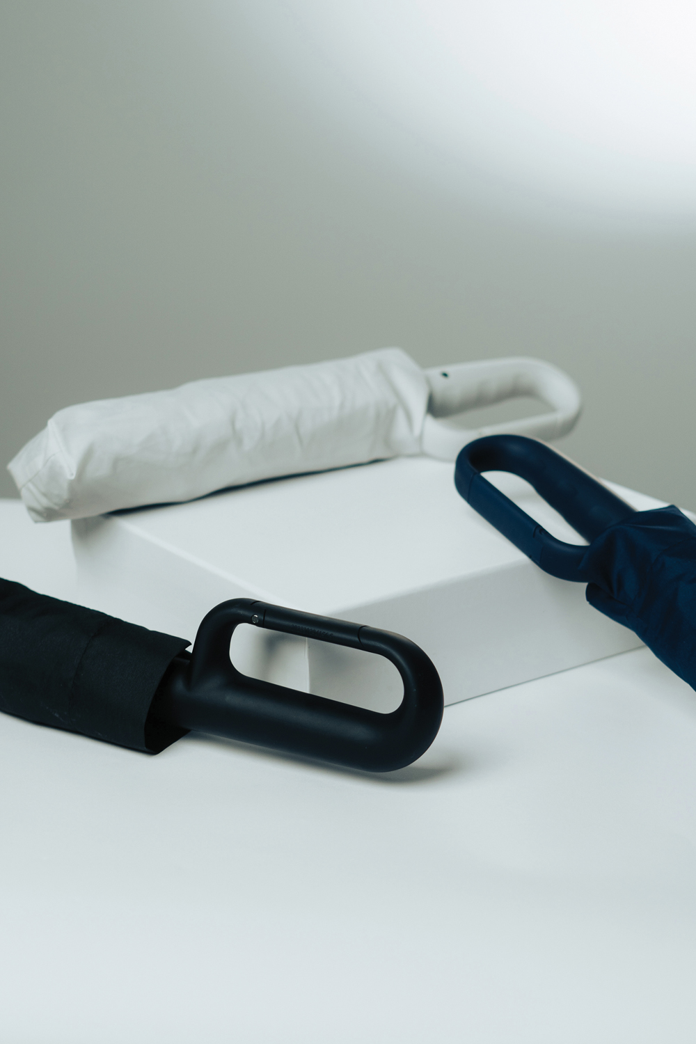 Автоматический зонт с карабином Yara из rPET AWARE™, d108 см