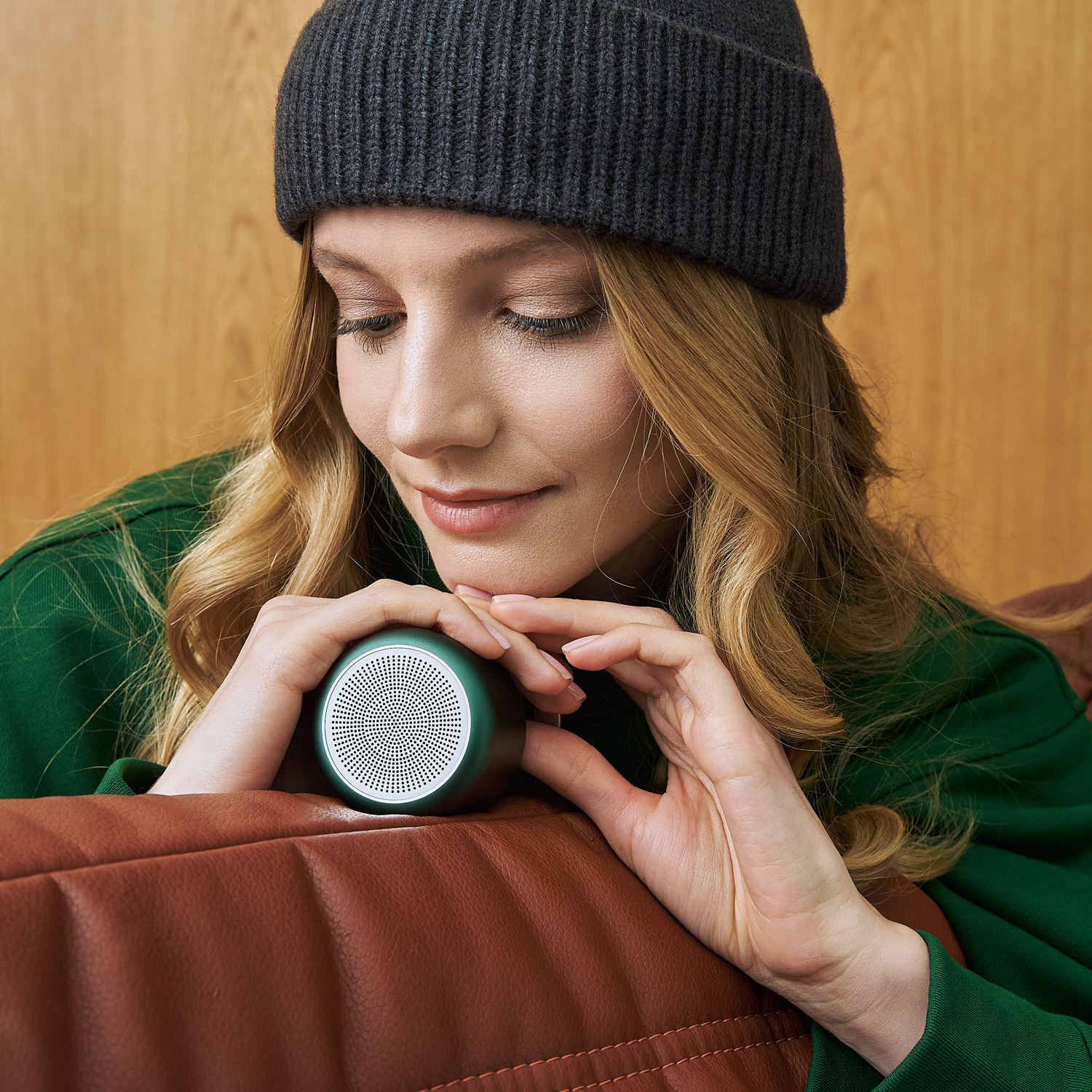 Беспроводная колонка Пэшн (Passion) 80dB 600 mAh (Bluetooth 5.4), зеленая