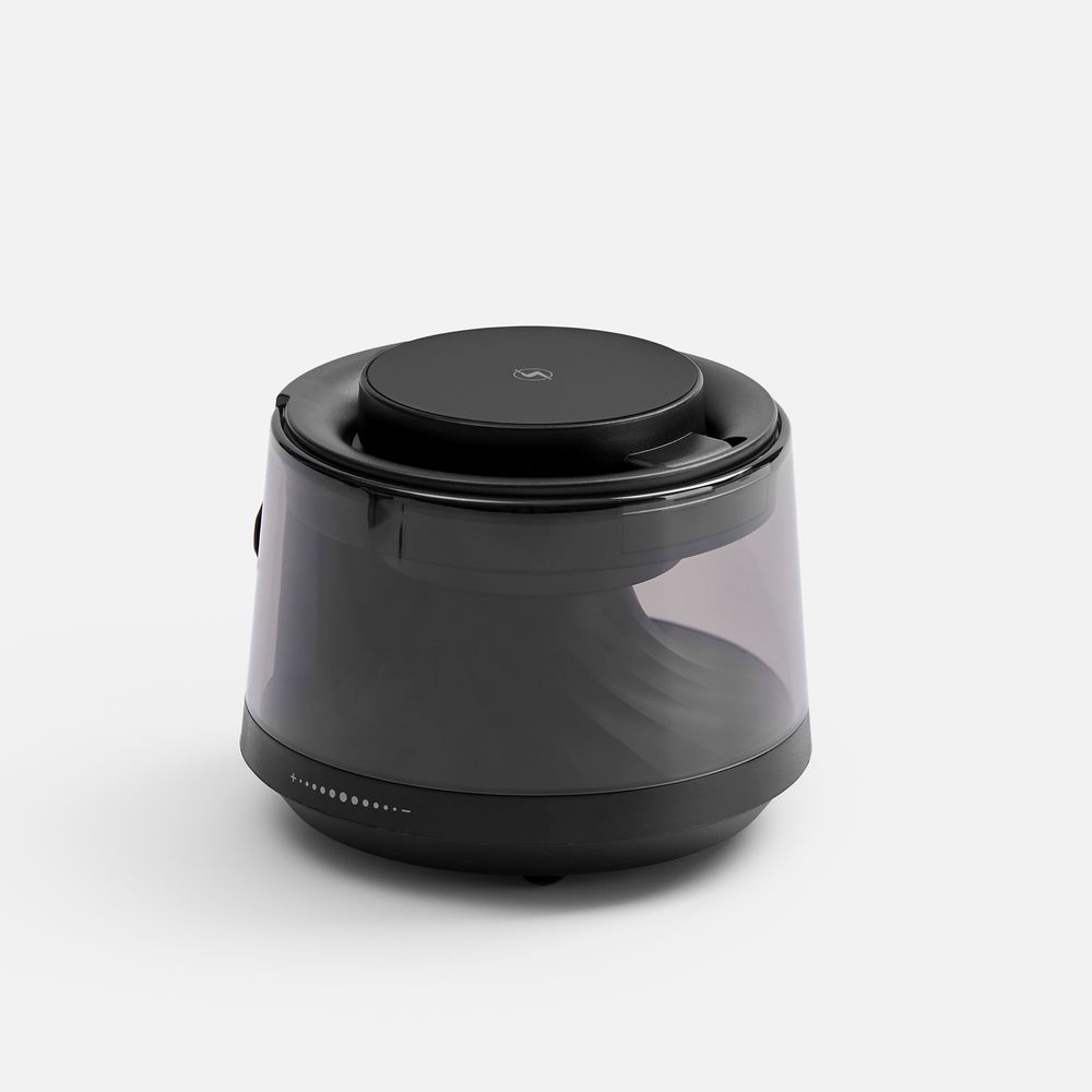 Bluetooth-колонка с подсветкой и беспроводной зарядкой Quantium, черная