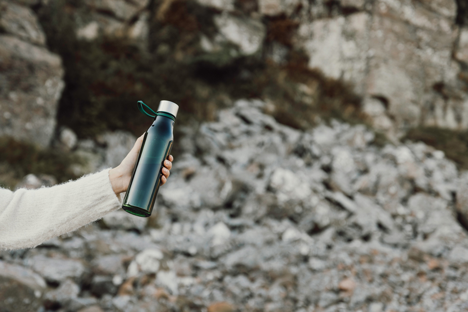 Бутылка для воды VINGA Lean из rPET RCS, 800 мл