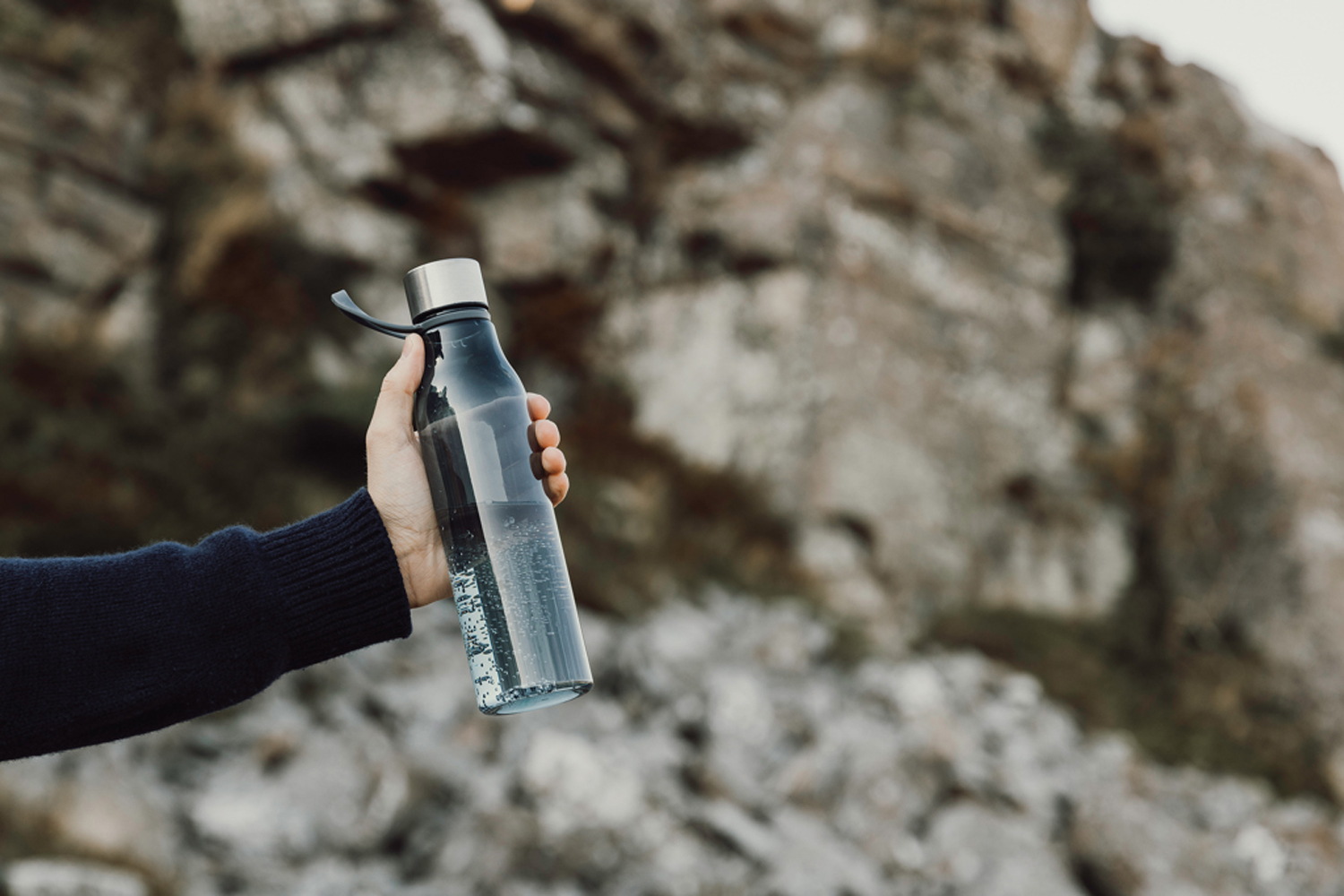 Бутылка для воды VINGA Lean из rPET RCS, 800 мл