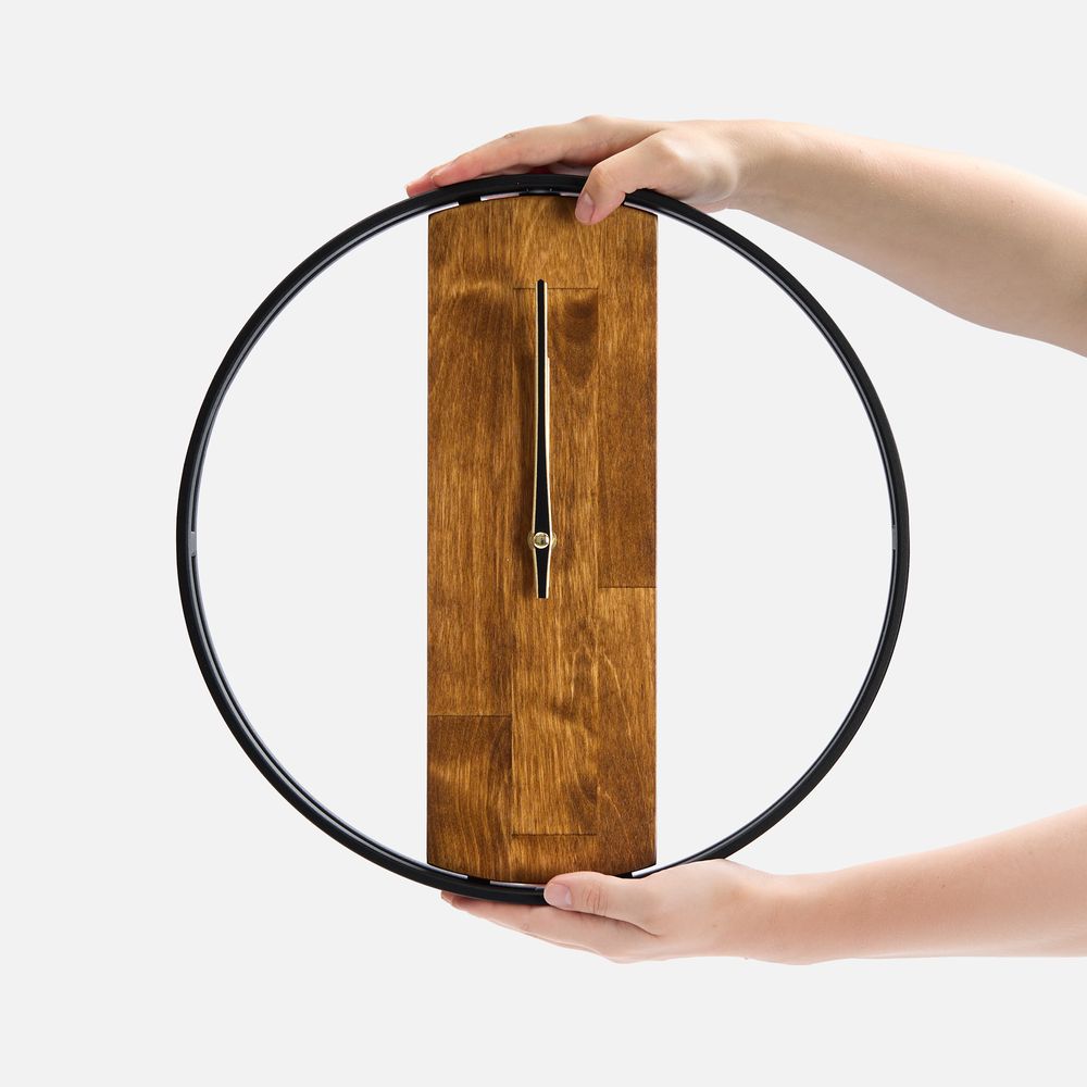 Часы Woodix, черные с коричневым