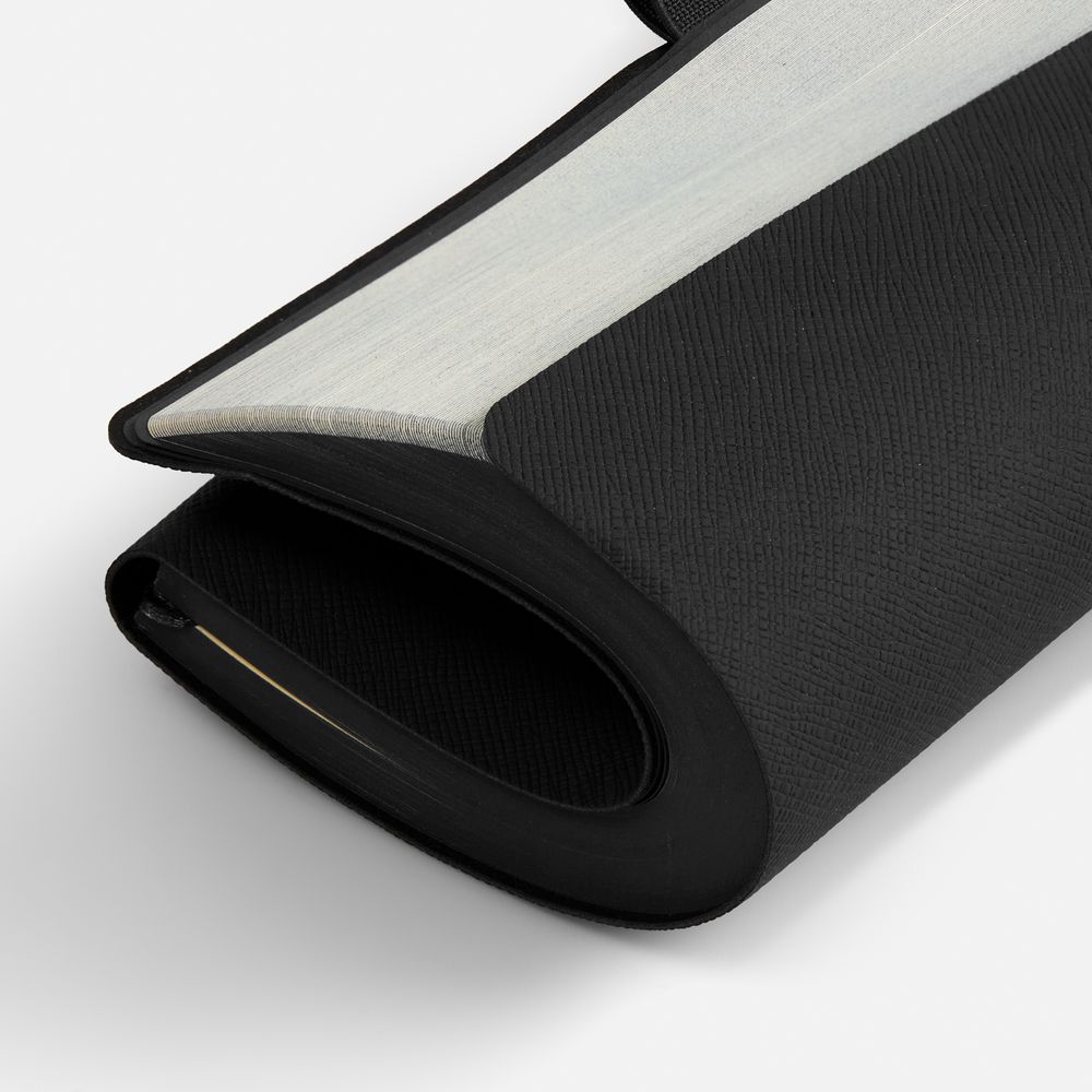 Ежедневник Peel Flex, недатированный, черный