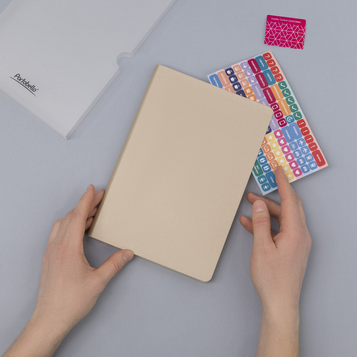 Ежедневник Спарк (Spark) недатированный, белое золото (с упаковкой, со стикерами)