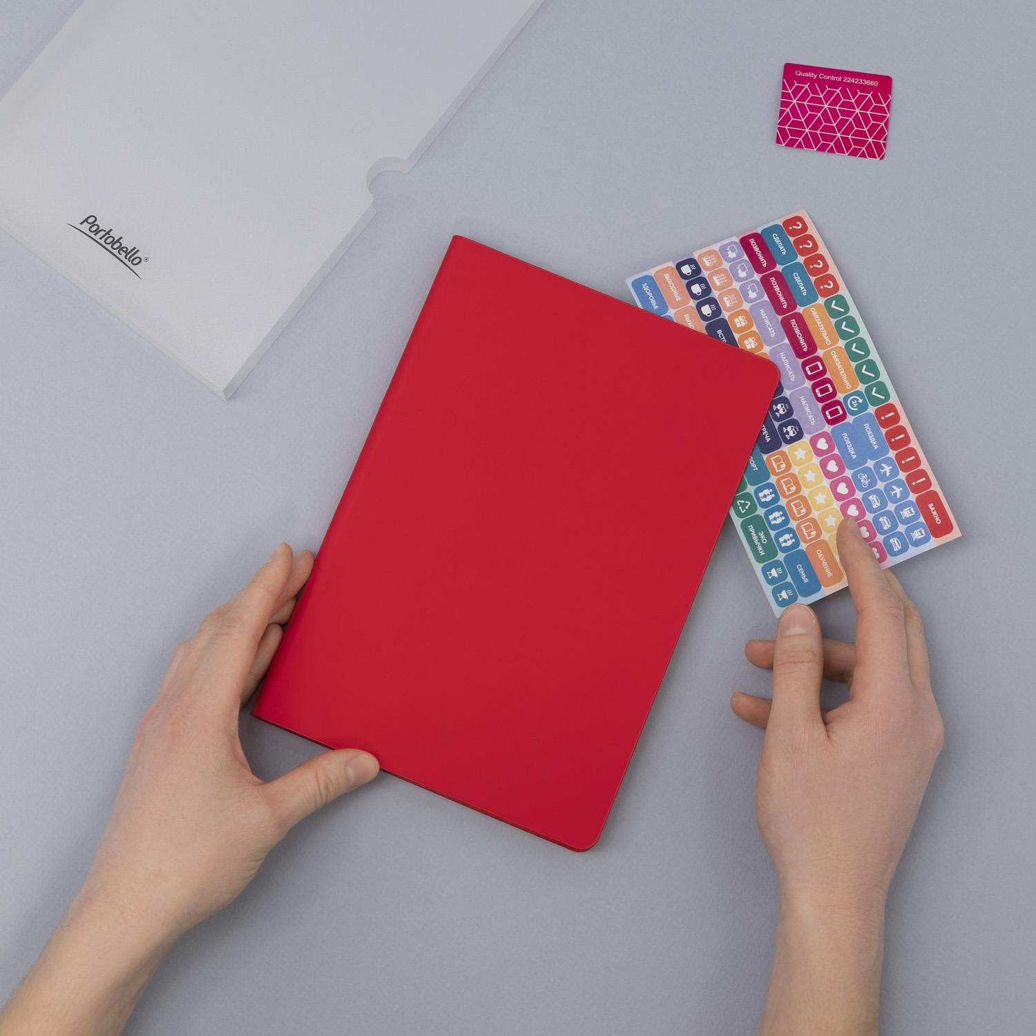 Ежедневник Спарк (Spark) недатированный, красный (с упаковкой, со стикерами)