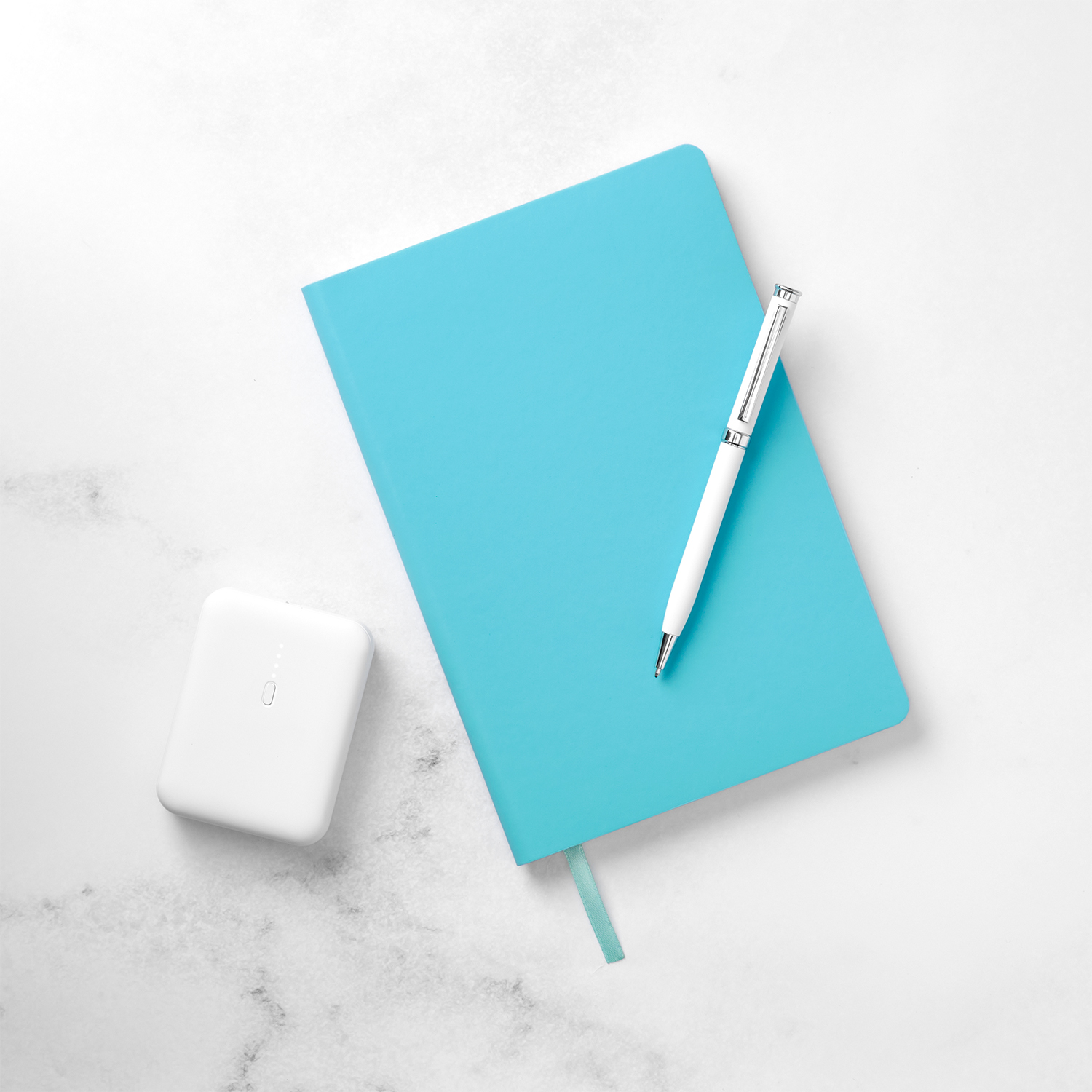 Ежедневник Спарк (Spark) недатированный, лазурный (с упаковкой, со стикерами)