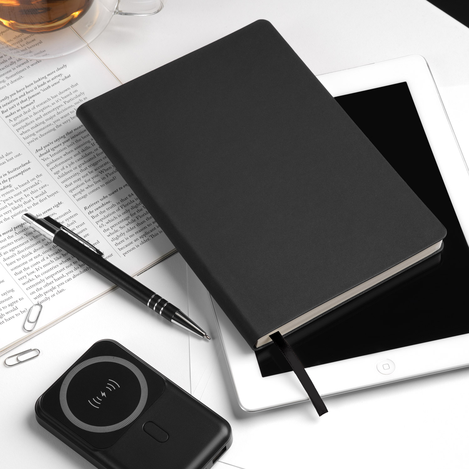 Ежедневник Стар (Star) недатированный, черный (с упаковкой, со стикерами)