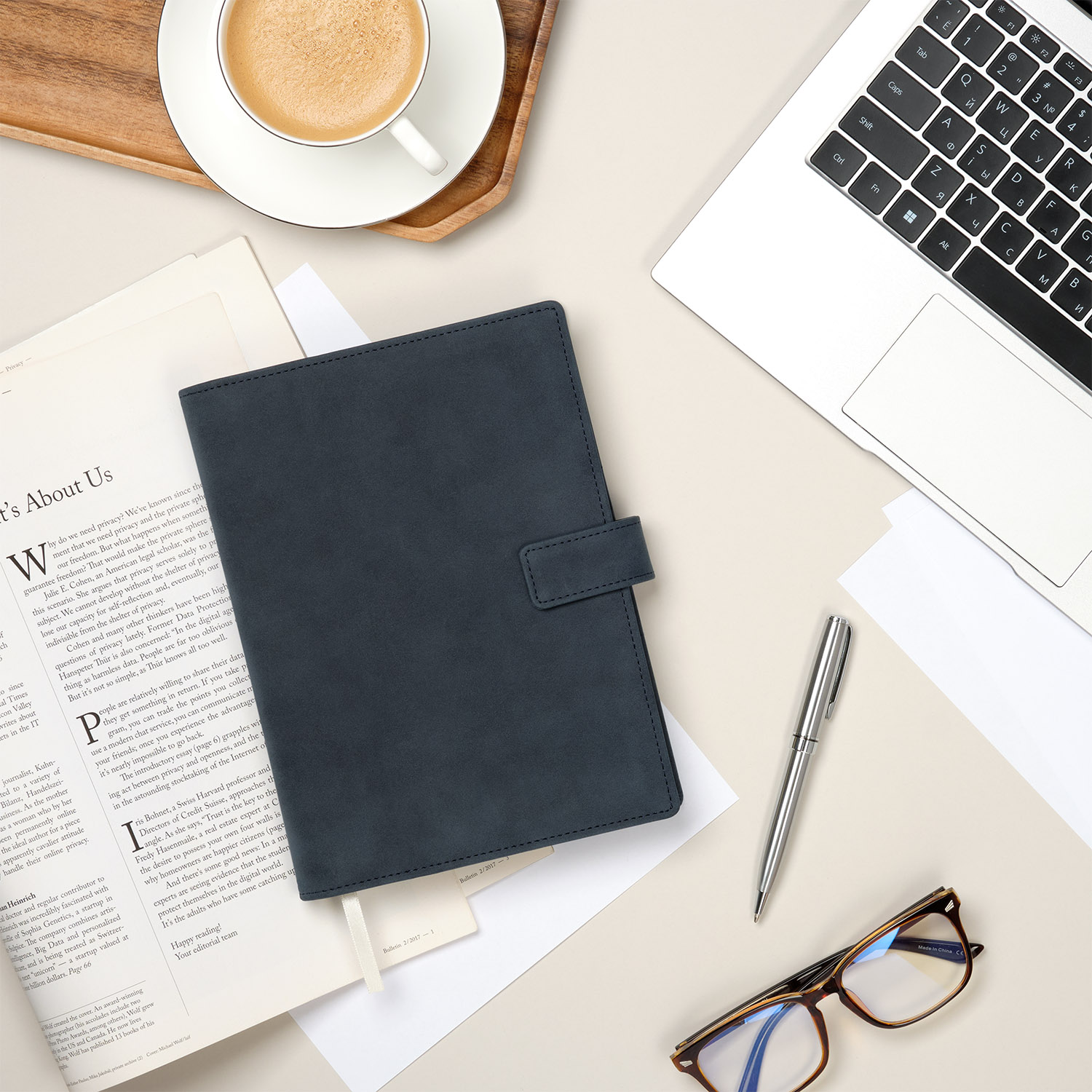 Ежедневник-портфолио Роял (Royal NEO) недатированный в подарочной коробке, синий