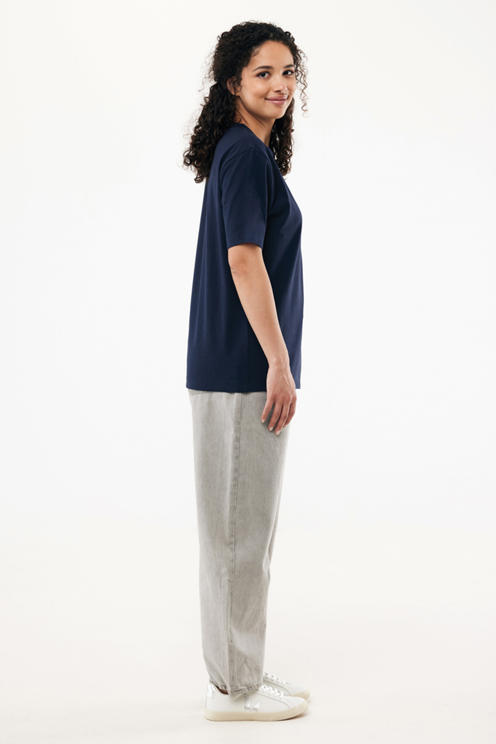 Футболка Iqoniq Nikko из переработанного хлопка, 220 г/м²