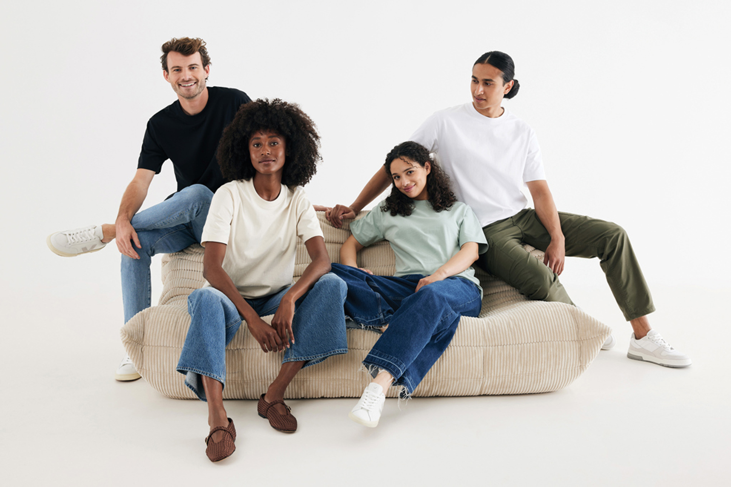 Футболка Iqoniq Nikko из переработанного хлопка, 220 г/м²