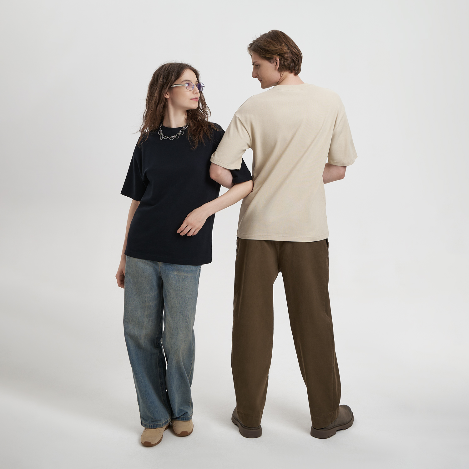 Футболка унисекс премиум Аура (Aura), 100% хлопок 200гр. бежевый, размер M/L