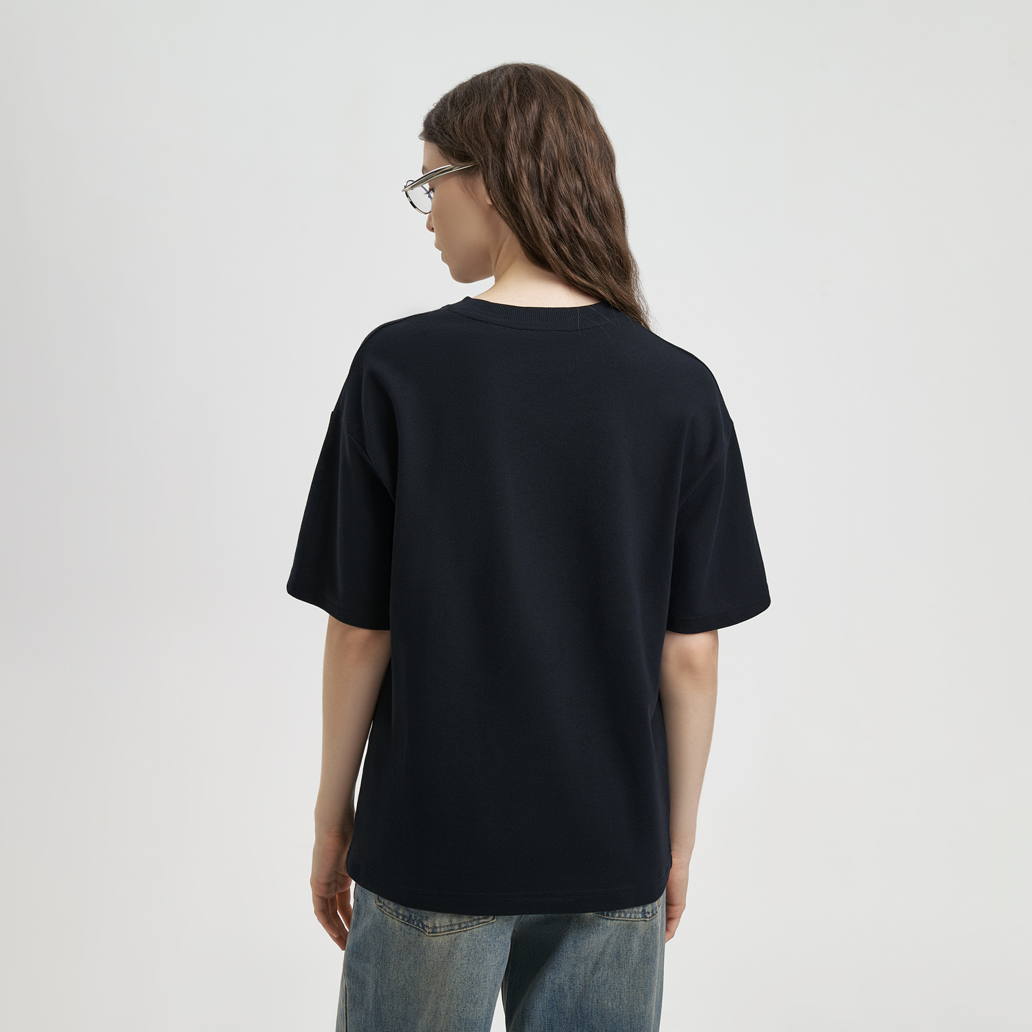 Футболка унисекс премиум Аура (Aura), 100% хлопок 200гр. черный, размер M/L