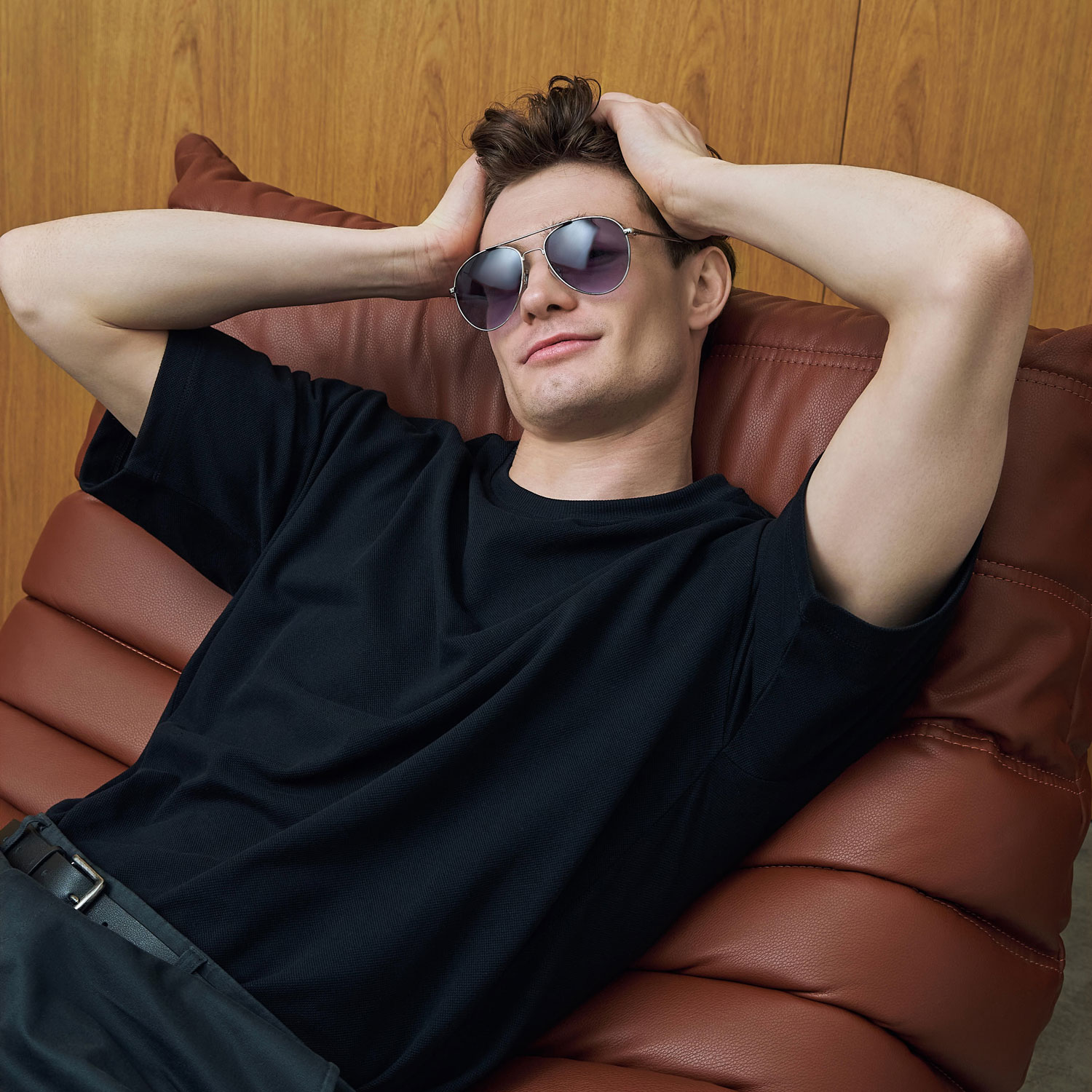 Футболка унисекс премиум Аура (Aura), черный