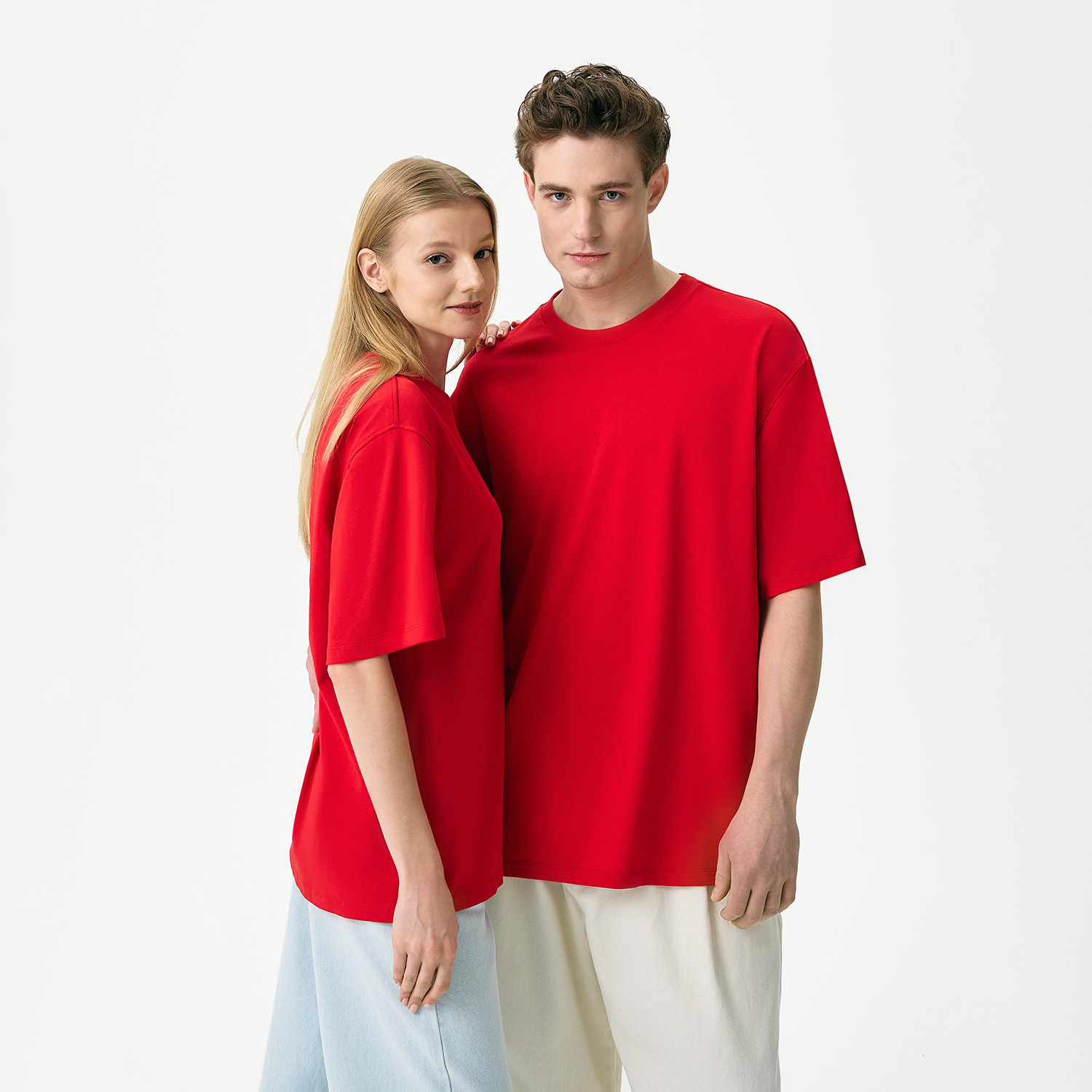 Футболка унисекс Раст Нео (Rust Neo), 240 гр., красный, размер M/L