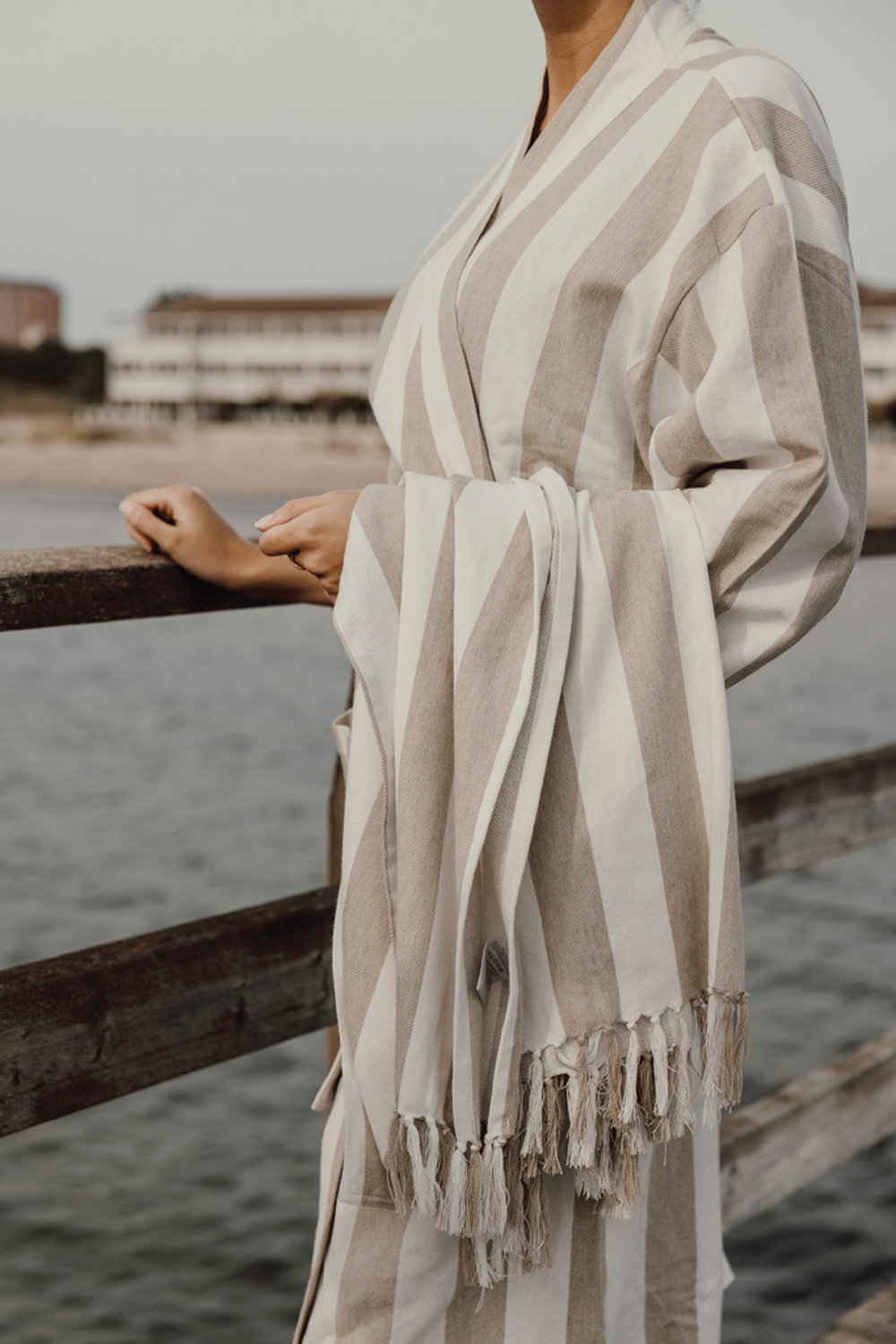 Халат VINGA Ornos из переработанного хлопка GRS, S/M