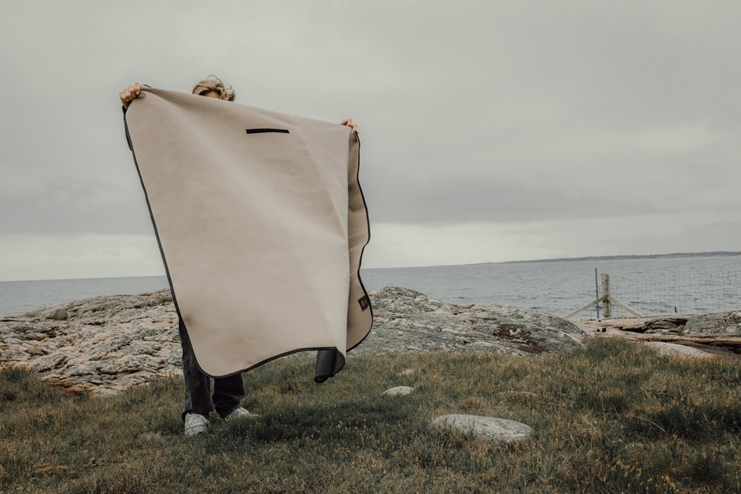 Плед для пикника VINGA Baltimore из переработанного полиэстера RCS, 150х130 см