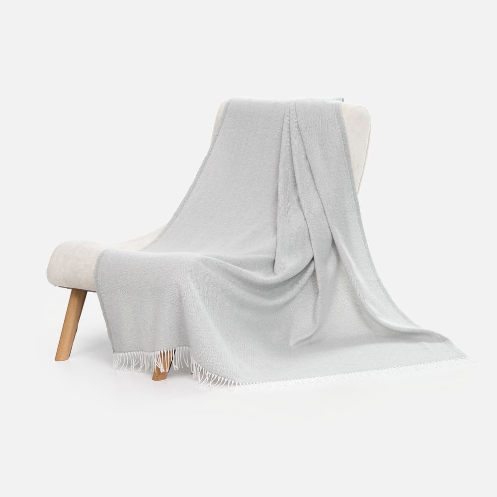 Плед «Гирвас», светло-серый