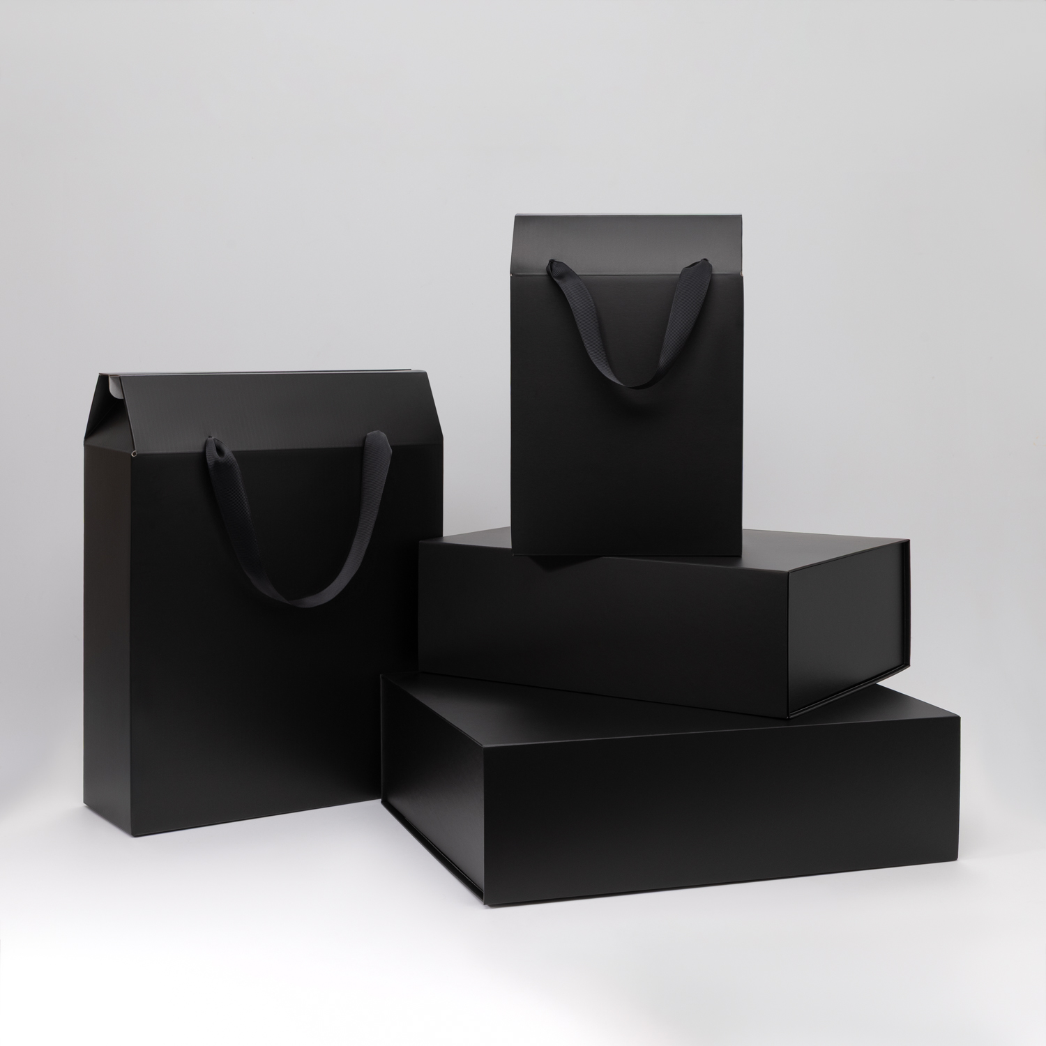 Подарочная коробка-пакет универсальная большая, черная