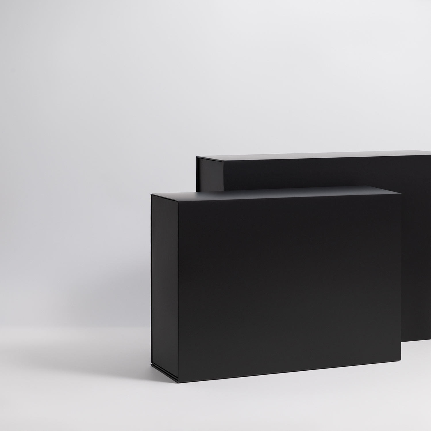 Подарочная коробка-трансформер средняя, черная