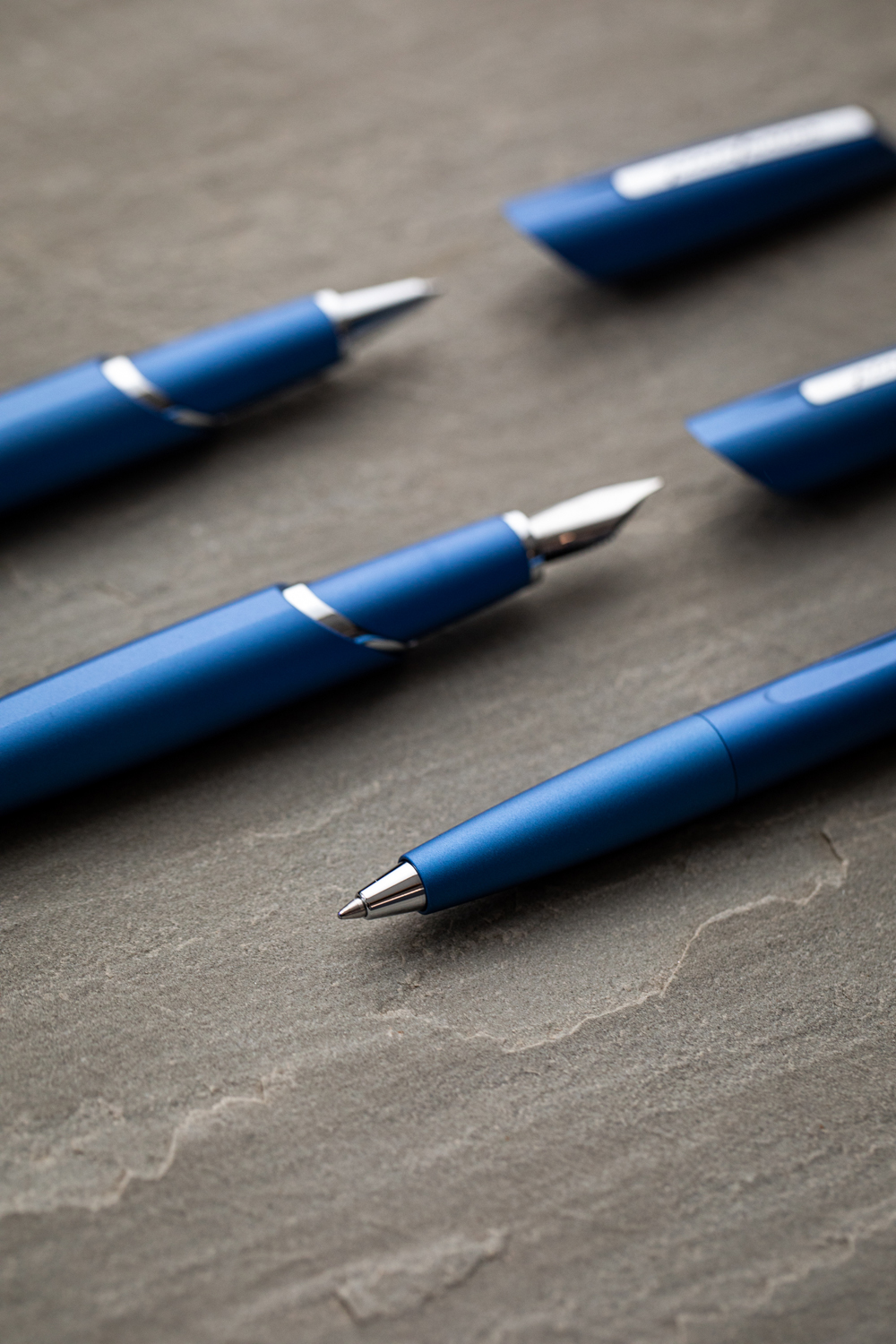 Роллер PININFARINA PF Two BLUE