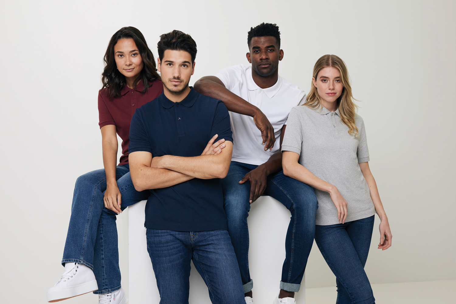 Рубашка поло Iqoniq Yosemite из переработанного хлопка-пике, унисекс, 220 г/м²