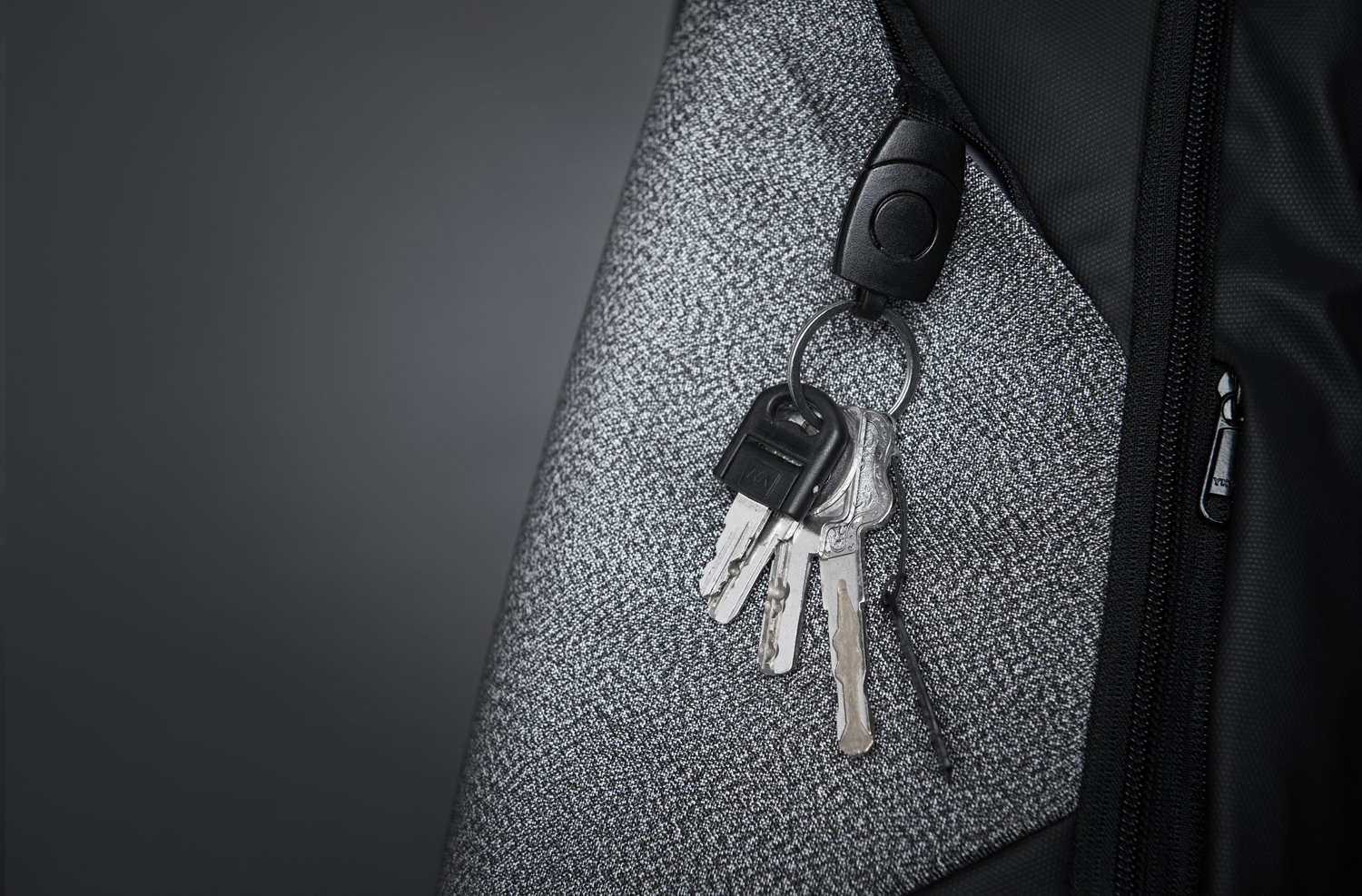 Рюкзак KORIN ClickPack Pro 46х34х16 см, комбинированный черный/серый