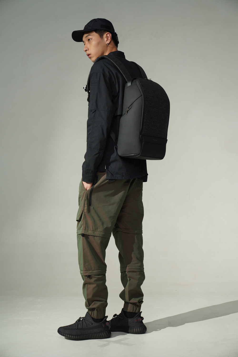 Рюкзак KORIN FlexPack Pro 47х34х18 см, черный