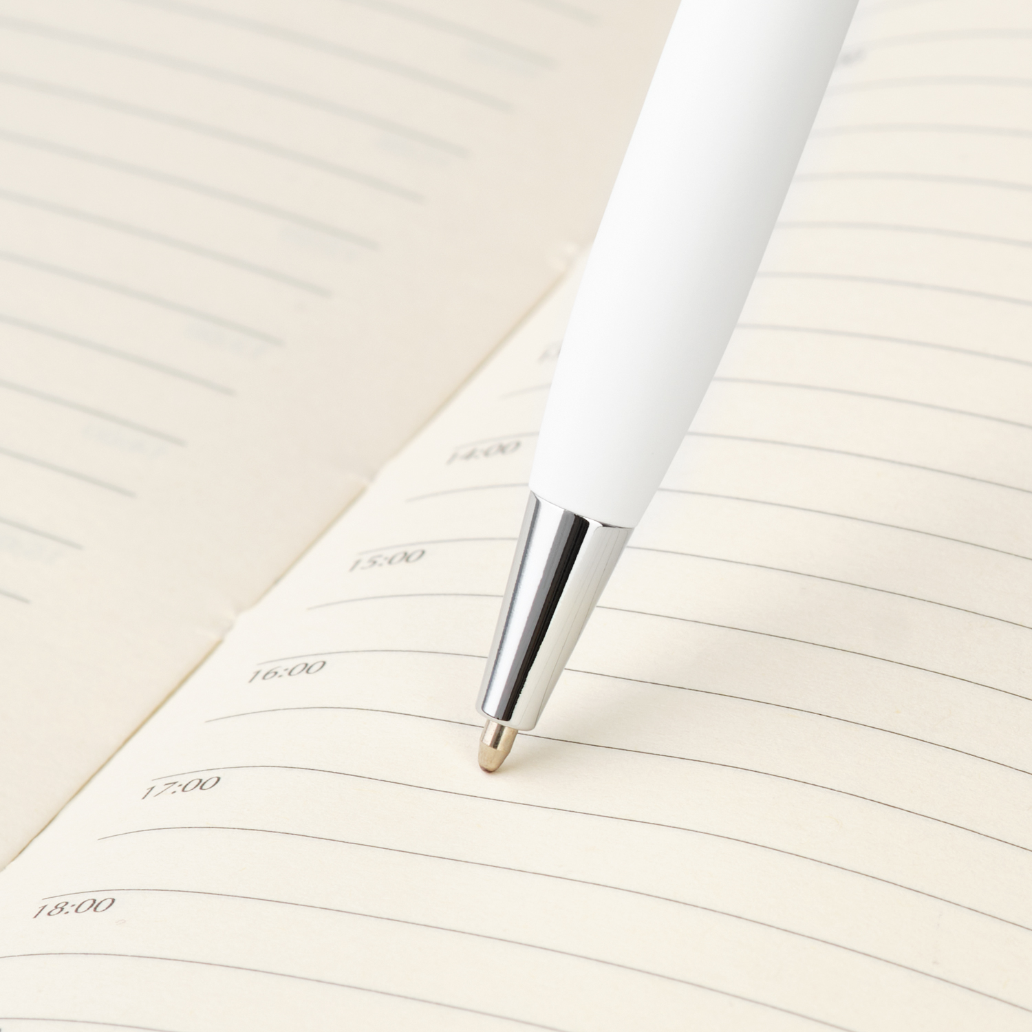 Шариковая ручка Бенуа (Benua), белая