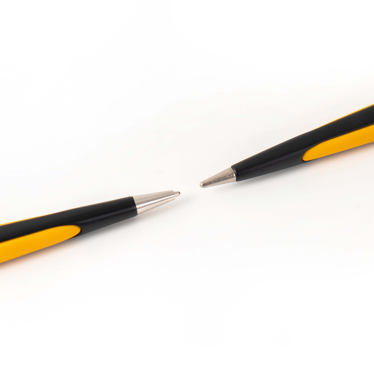 Шариковая ручка Pininfarina Cambiano Race Yellow