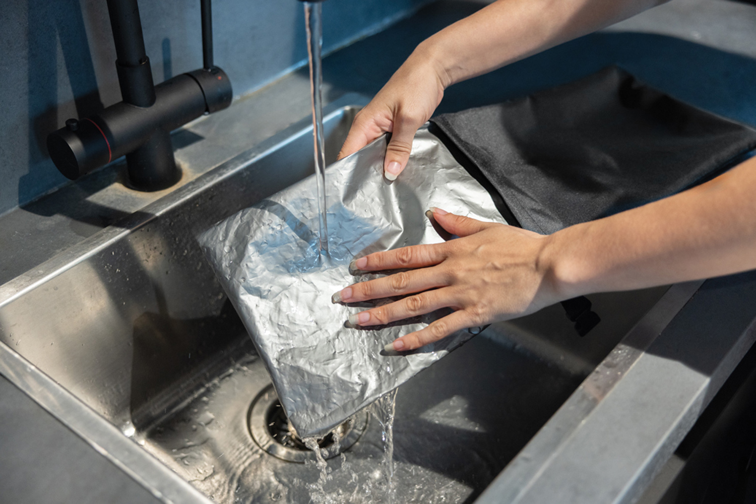 Сумка-холодильник Snackstrap из rPET AWARE™, 30x20 см