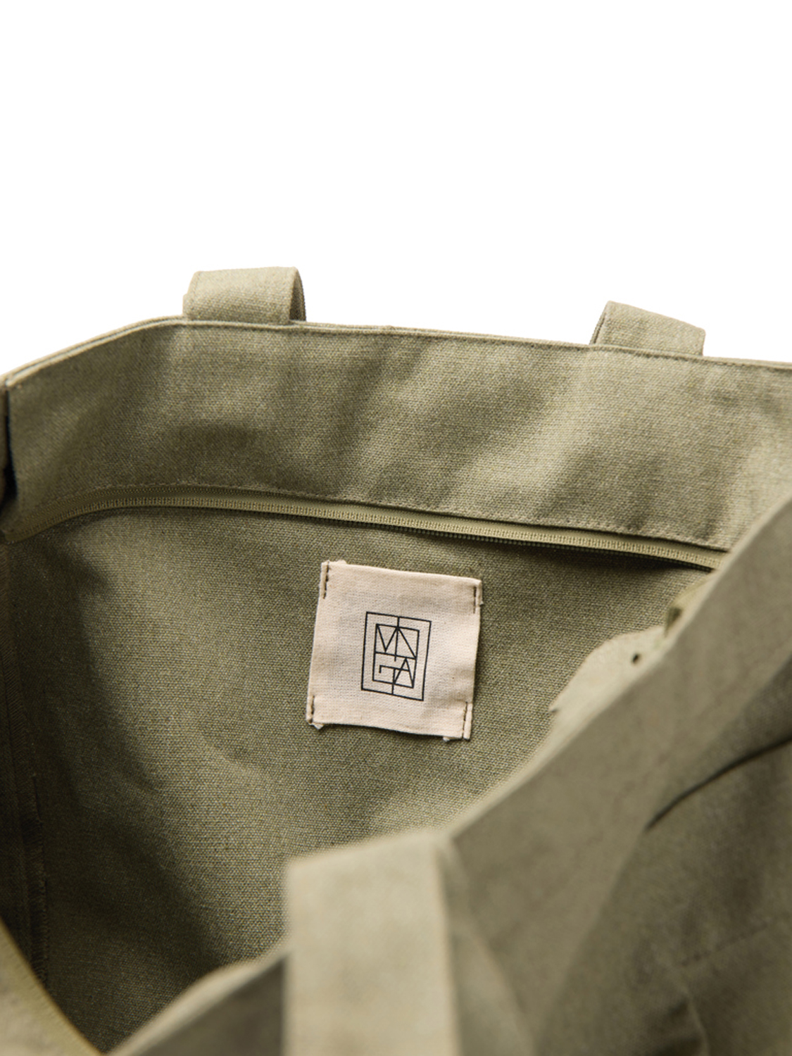 Сумка-тоут VINGA Hilo из переработанного канваса AWARE™