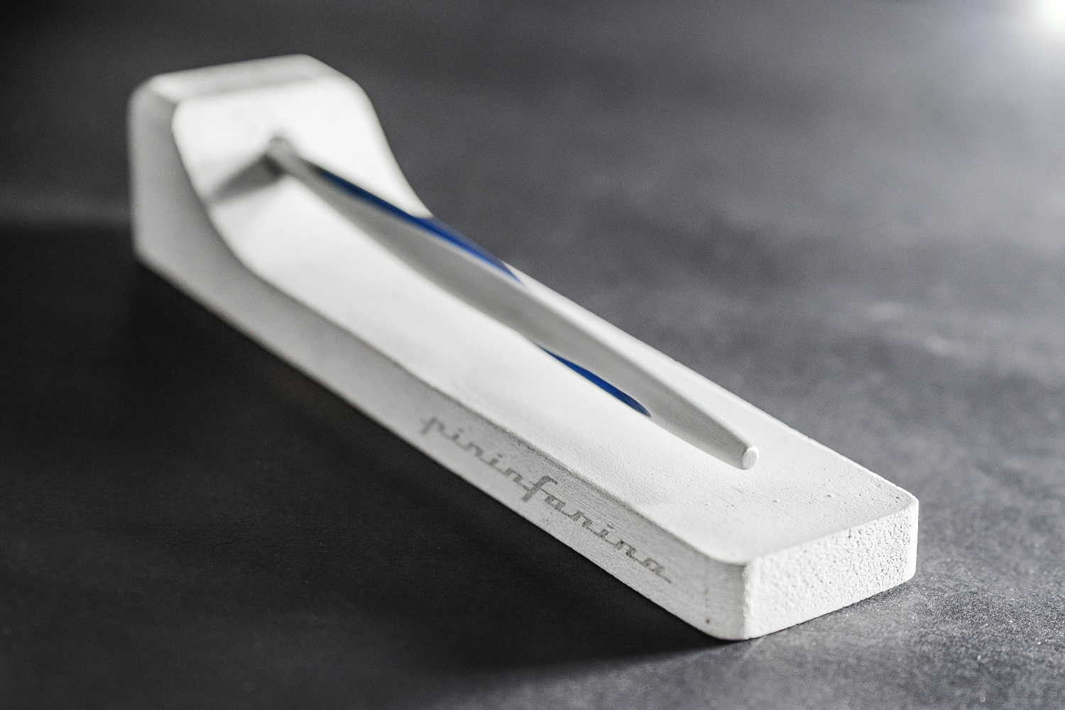 Вечная ручка Pininfarina Aero BLUE