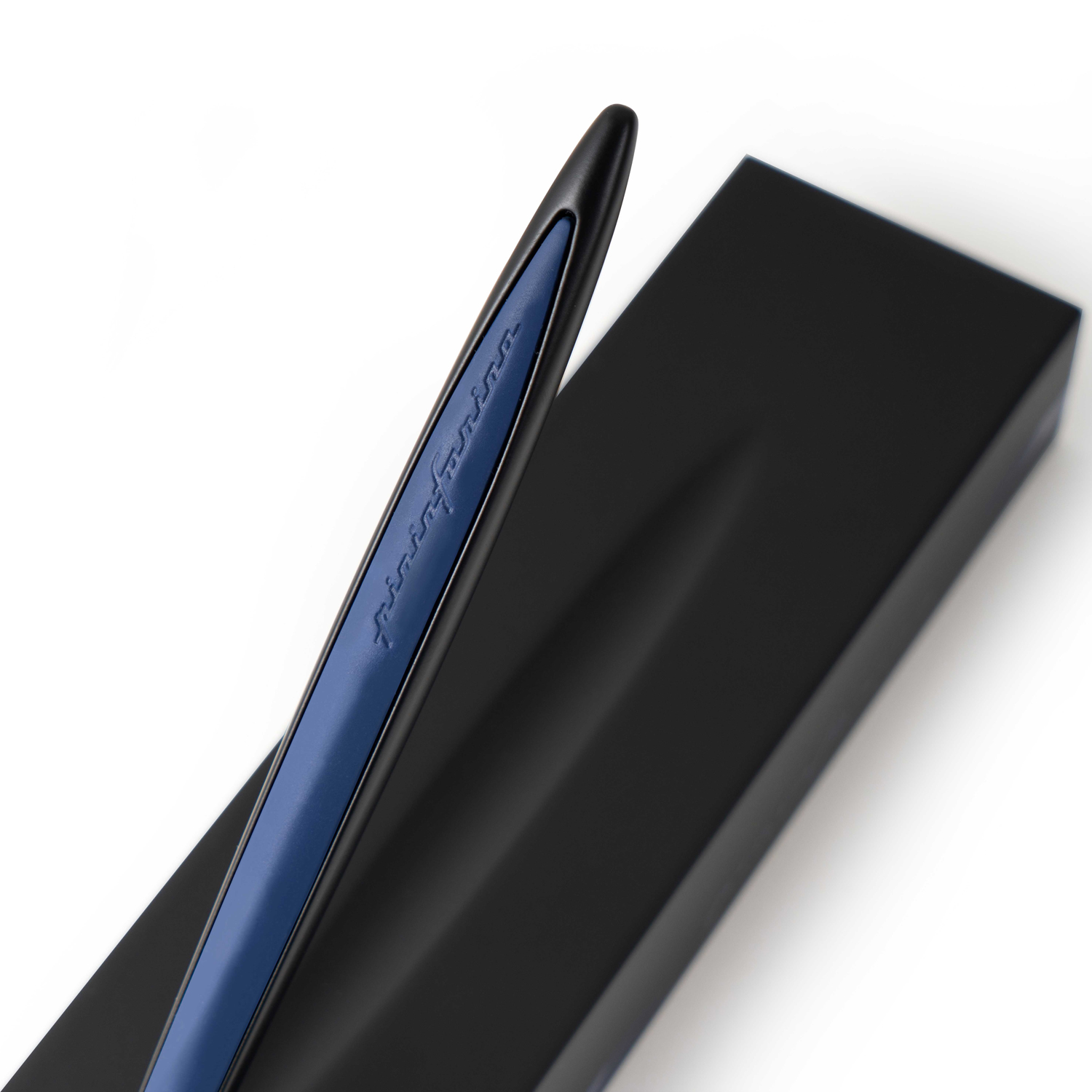 Вечная ручка Pininfarina Cambiano Race Blue