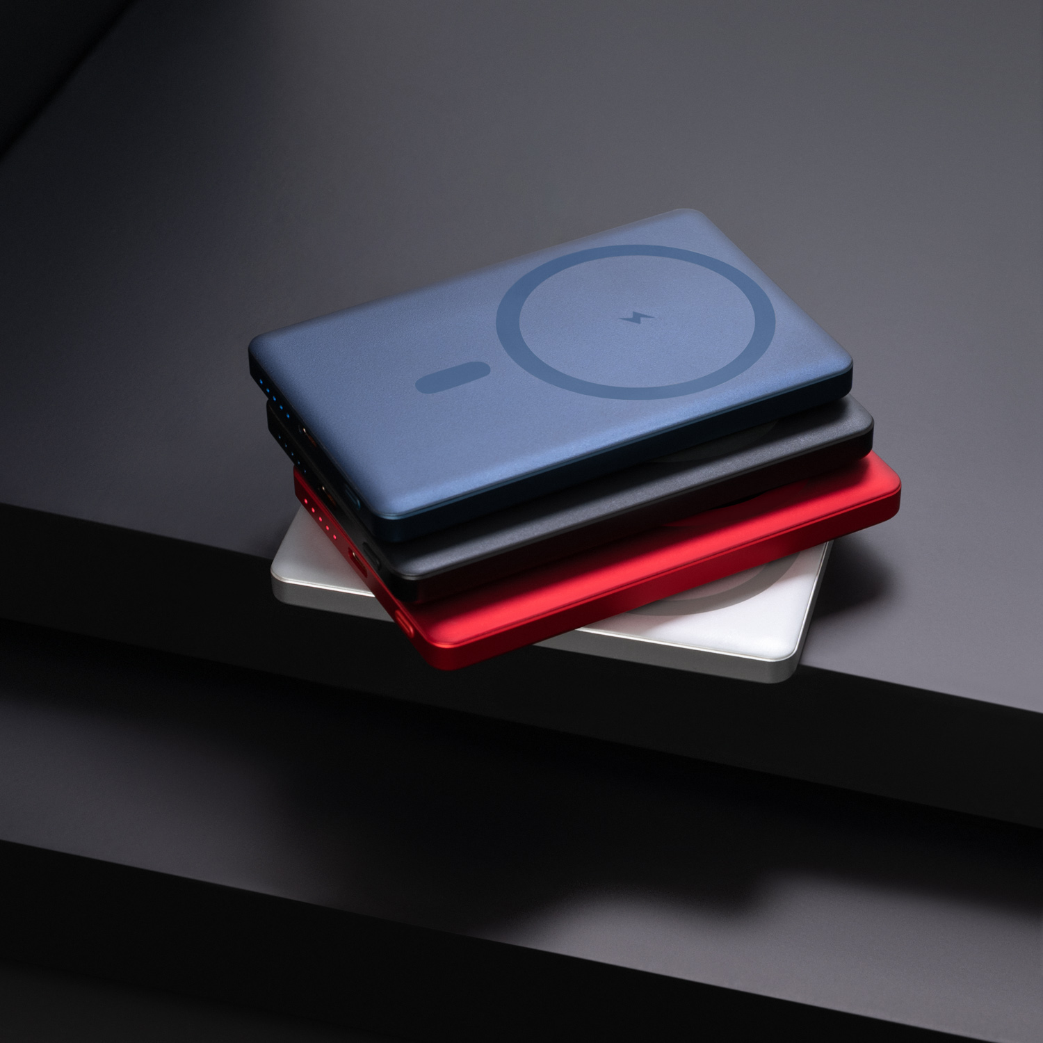 Внешний аккумулятор Атлантис (Atlantis) PD 5000mAh с функцией беспроводной зарядки 15W, серебряный