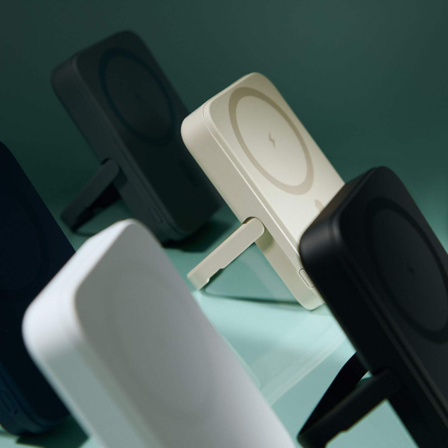 Внешний аккумулятор Юнион PD (Union PD) 10000mAh с функцией беспроводной зарядки 15W, белый